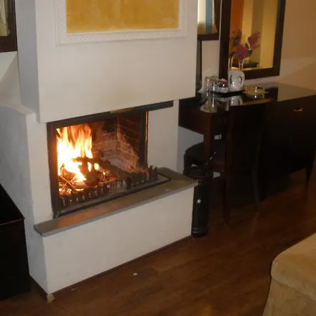 Hotel Pelias 3*