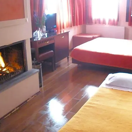 Pelias Hotel Portariá