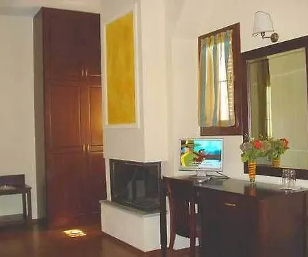 Pelias Hotell Portariá