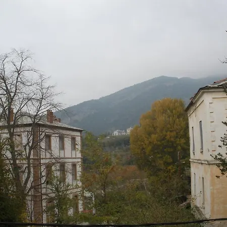 Szálloda Pelias 3*