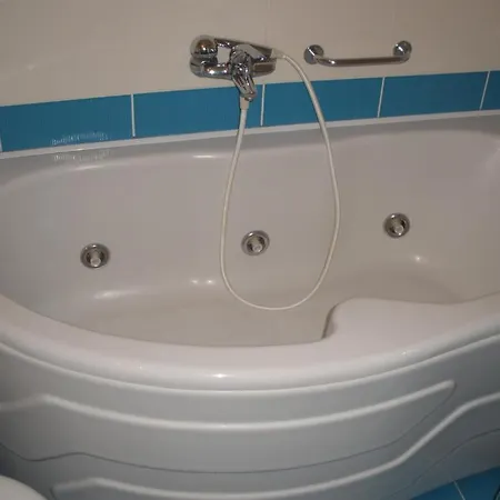 Hotel Pelias 3*