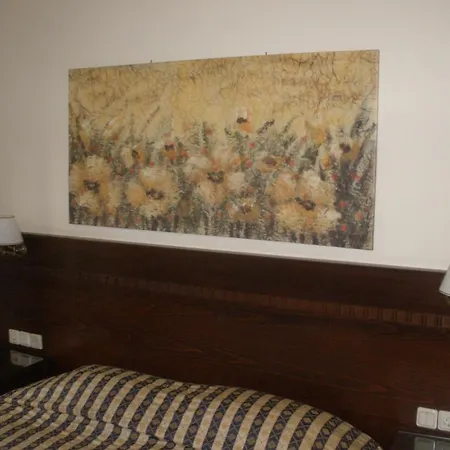 Pelias Hotel Portariá