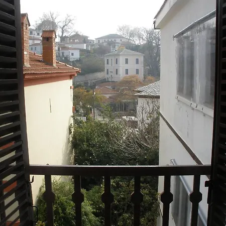 Pelias Hotel 3*
